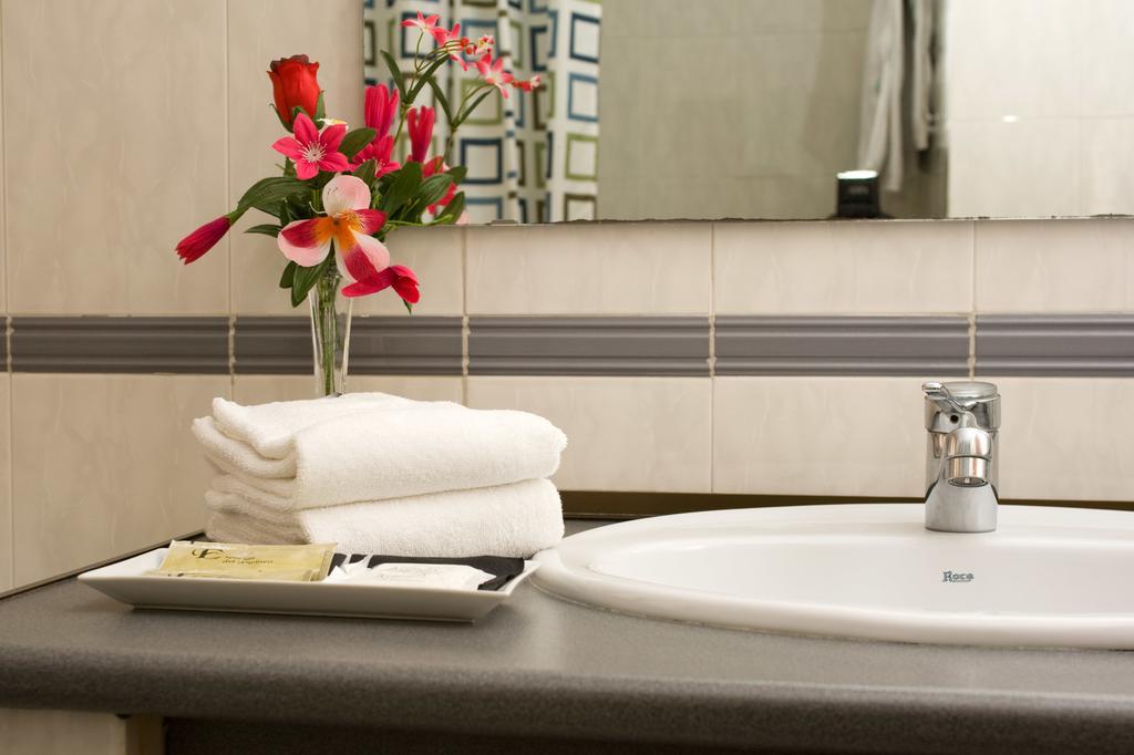 Hotel Avenida בנאסקה חדר תמונה