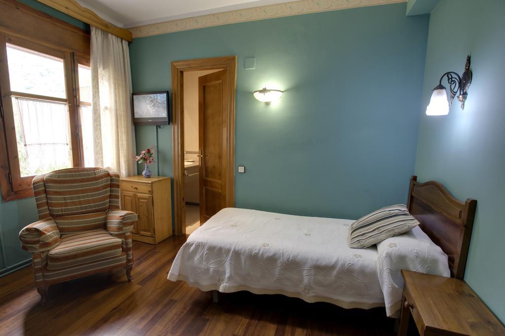Hotel Avenida בנאסקה מראה חיצוני תמונה