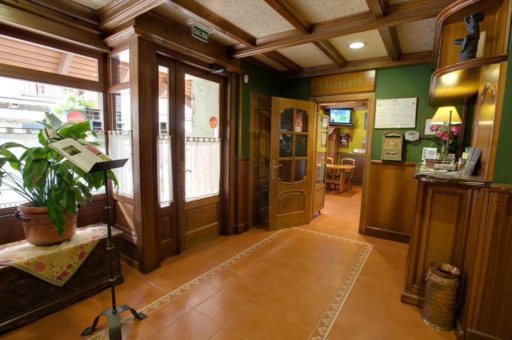 Hotel Avenida בנאסקה מראה חיצוני תמונה