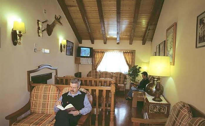 Hotel Avenida בנאסקה מראה חיצוני תמונה