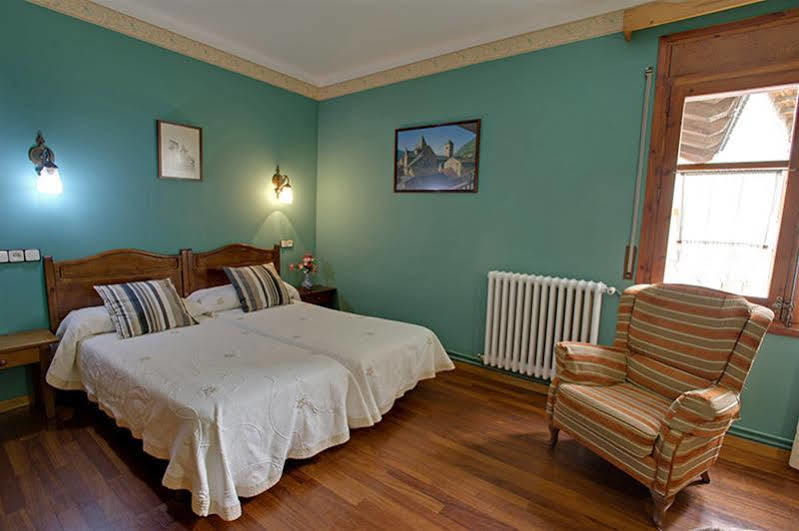 Hotel Avenida בנאסקה מראה חיצוני תמונה
